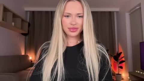 Snapshot of julia_rle chatting on September 26, 10:03 pm Julia R Le online show from September 26, 10:03 pm