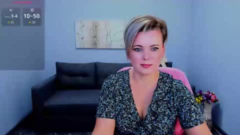 Julia online show from November 23, 7:19 am