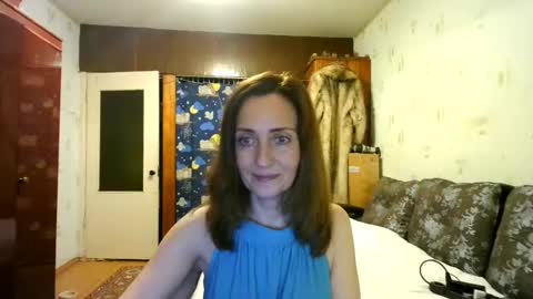 juliaa_foxi online show from December 3, 9:45 pm