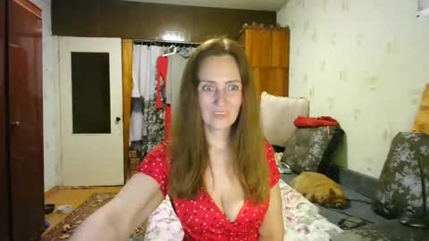 juliaa_foxi online show from April 11, 6:45 pm