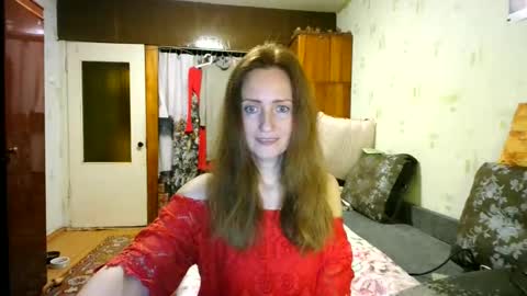 Snapshot of juliaa_foxi chatting on April 19, 6:43 pm juliaa_foxi online show from April 19, 6:43 pm