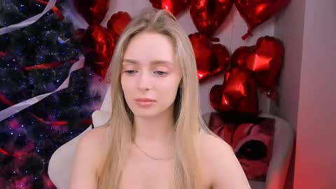 Julia online show from March 18, 2:53 pm