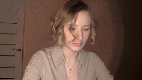 Kate online show from March 12, 5:41 pm