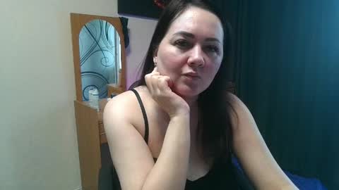 juliamorgann online show from May 23, 8:18 am