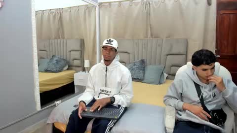 Snapshot of julian_billy chatting on January 14, 11:42 am julian billy online show from January 14, 11:42 am