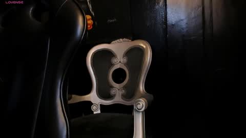 JULIAN  online show from January 31, 7:11 pm