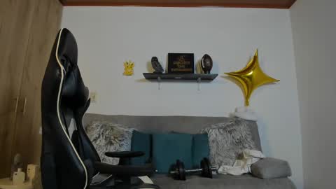 julian_wallace online show from September 10, 3:06 am