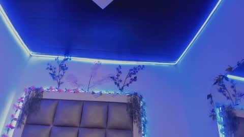 Snapshot of juliana_js_ chatting on March 31, 8:37 am juliana_js_ online show from March 31, 8:37 am