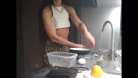 Snapshot of julianagold1 chatting on January 3, 8:11 pm julianagold1 online show from January 3, 8:11 pm