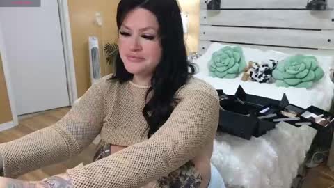 Snapshot of julianaxxxrose chatting on April 22, 3:02 pm Texas Mamasita online show from April 22, 3:02 pm