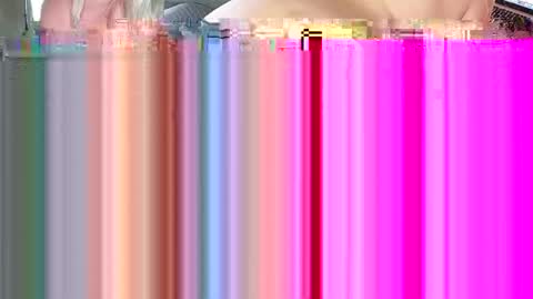 Snapshot of juliannmilfnextdoor chatting on April 7, 2:28 pm Juliann - ITS MY BIRTHDAY MONTH Check out my Wishlist D online show from April 7, 2:28 pm