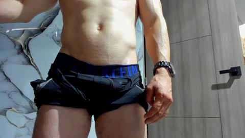 Snapshot of juliansexxx16 chatting on June 23, 12:03 pm Julian online show from June 23, 12:03 pm