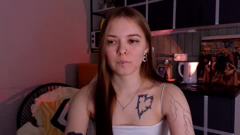 julidropp online show from December 4, 7:33 pm