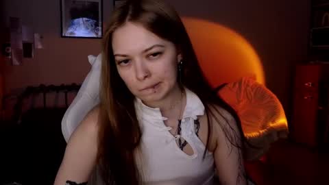 julidropp online show from May 24, 7:52 pm