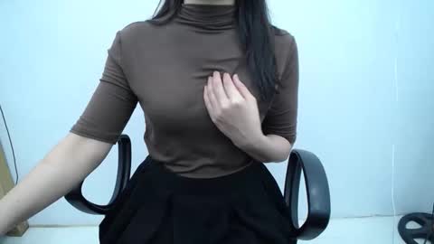 julie9x online show from October 13, 8:53 pm