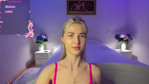 Snapshot of julieblazex chatting on May 28, 8:50 pm julieblazex online show from May 28, 8:50 pm