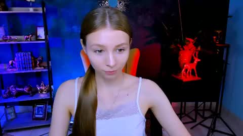 Snapshot of juliedaniel chatting on July 6, 4:09 am juliedaniel online show from July 6, 4:09 am