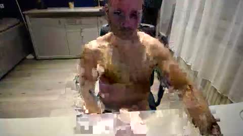 Snapshot of julienneedyou chatting on November 26, 7:31 am julienneedyou online show from November 26, 7:31 am