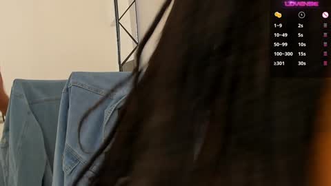 Juli online show from December 8, 8:47 pm