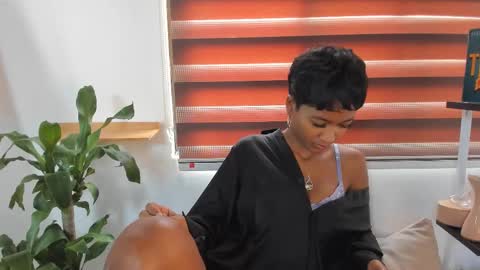 Juli online show from October 14, 3:02 pm