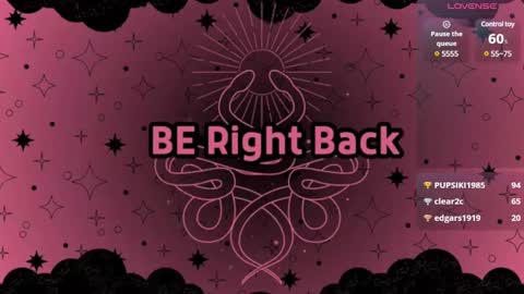 Snapshot of julieta_coopeer_ chatting on February 1, 3:50 pm Julieta online show from February 1, 3:50 pm