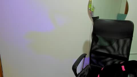 julieta_star69 online show from September 18, 1:18 am