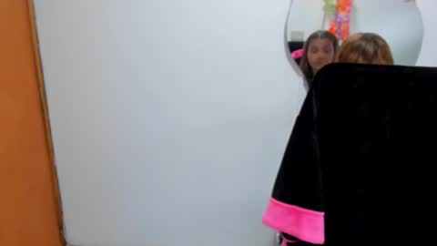 julieta_star69 online show from November 3, 7:15 pm