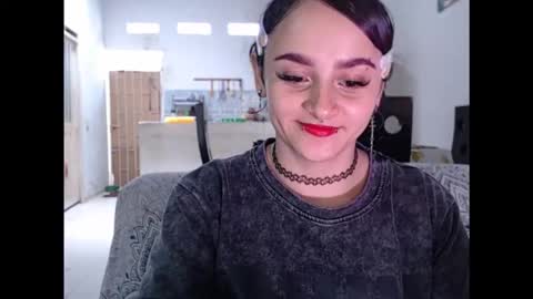 Julieta Jaguar online show from April 27, 3:54 pm