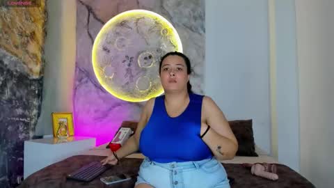 julietakane online show from January 11, 3:55 am