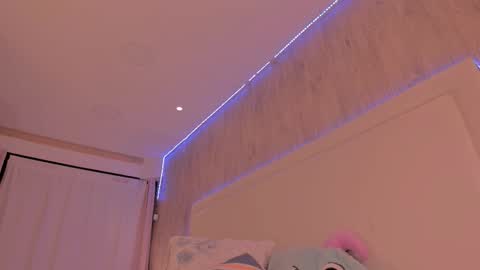 Julieta Vargas online show from March 8, 2:10 pm