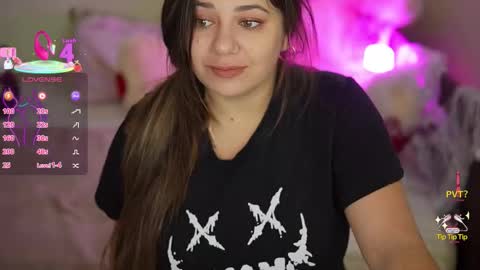 Snapshot of julietdream chatting on October 26, 7:14 am J U L I E T online show from October 26, 7:14 am