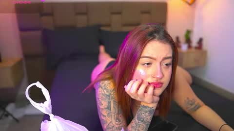 julieth_rojas online show from June 23, 4:10 am