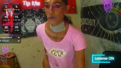 Julieth Wolf online show from November 8, 8:51 pm