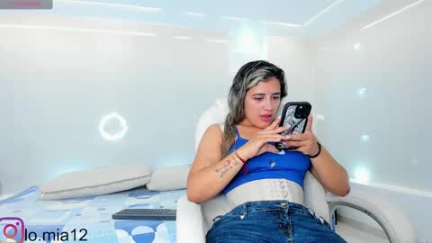 Snapshot of julietha_taylor chatting on March 5, 2:14 am Julietha online show from March 5, 2:14 am