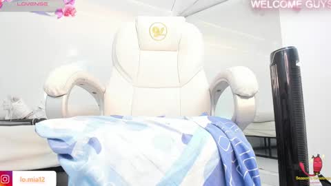Snapshot of julietha_taylor chatting on March 11, 6:00 am Julietha online show from March 11, 6:00 am
