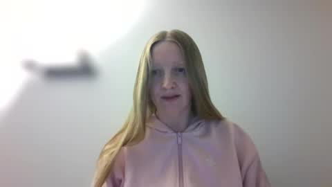 julietka online show from May 31, 8:54 am