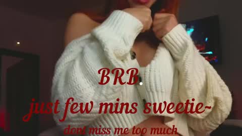 Snapshot of juliette_sunshine chatting on February 5, 12:20 am juliette_sunshine online show from February 5, 12:20 am