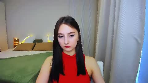 juliettemonli online show from June 12, 12:04 pm