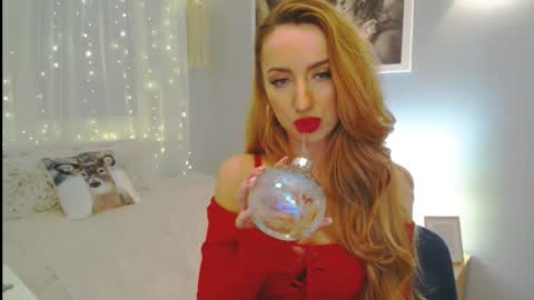Snapshot of juliettesensual chatting on December 24, 12:44 am JulietteSensual online show from December 24, 12:44 am