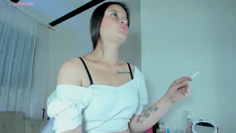 Snapshot of juliieta_swet chatting on November 2, 12:57 am juliieta_swet online show from November 2, 12:57 am