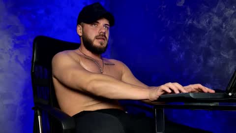 Snapshot of juliusmasters chatting on January 9, 9:05 pm JULiUS online show from January 9, 9:05 pm