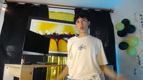 jullian online show from March 13, 7:20 pm