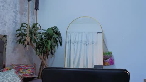 july_quinzel online show from April 12, 2:49 am