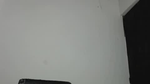 Snapshot of july_smith_ chatting on February 12, 6:40 pm online show from February 12, 6:40 pm