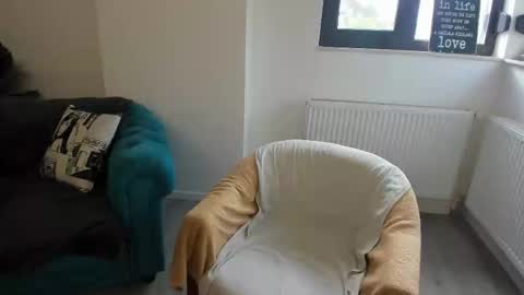 Snapshot of julya_lexa chatting on October 18, 8:15 am Julya online show from October 18, 8:15 am