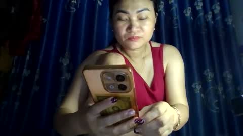 julybeo online show from May 17, 1:25 am