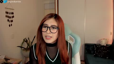 Snapshot of jungleofpandas chatting on December 13, 2:21 am Call me Sussy online show from December 13, 2:21 am