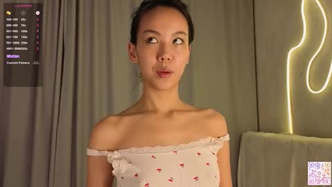 Bella online show from November 18, 6:23 pm