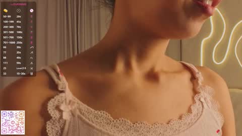 Bella online show from November 22, 6:18 pm