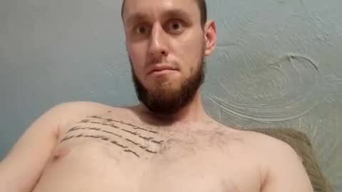 Snapshot of junior042 chatting on October 26, 5:46 am Junior042 online show from October 26, 5:46 am